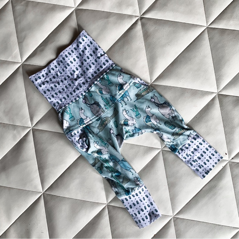 Little Yogi 🇨🇦 • GWM Pants